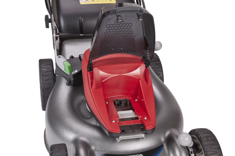 Honda HRG466XBS 18" Self Propelled IZY-On Battery Lawnmower Plus FREE 4Ah Battery & Charger - Image 5