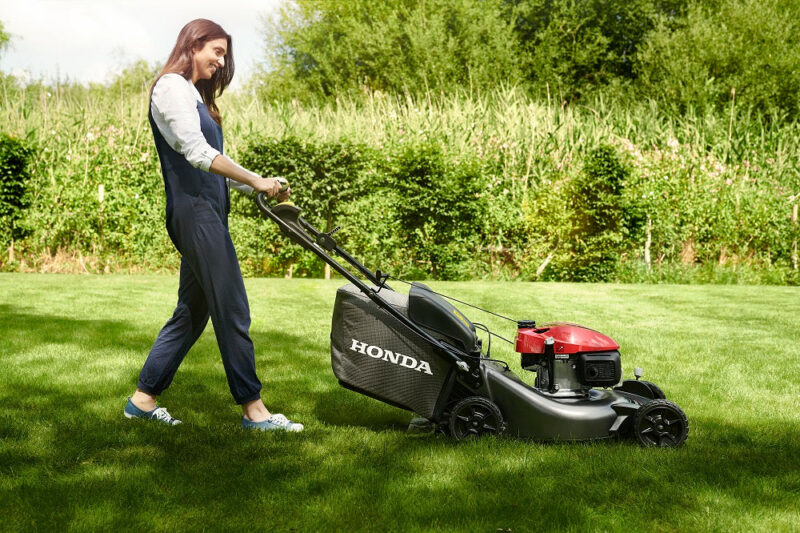 Honda HRN536VY 21" Variable Speed IZY Mower - Image 7