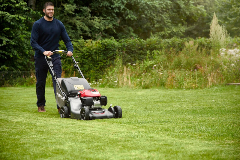 Honda HRN536VY 21" Variable Speed IZY Mower - Image 8