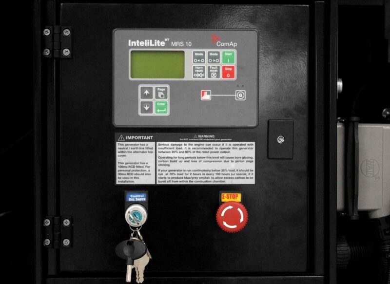 Hyundai DHY22KSE 1500rpm 22kVA Three Phase Diesel Generator - Image 3